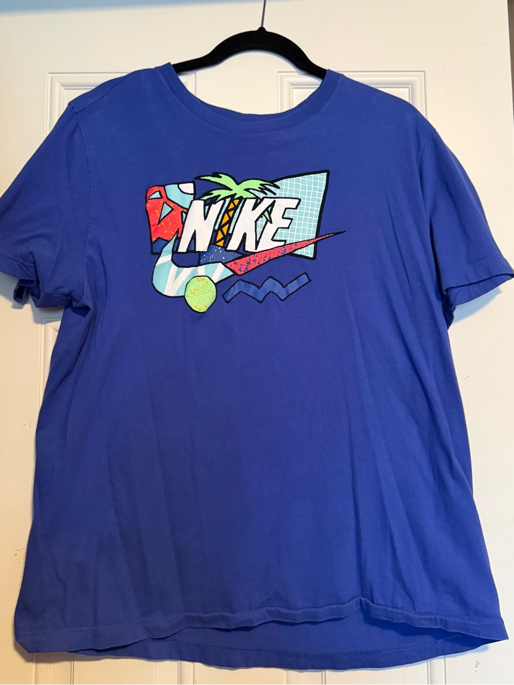 Men’s Nike Royal Blue Graphic Logo Tee with Tropical Pop Art Sz large